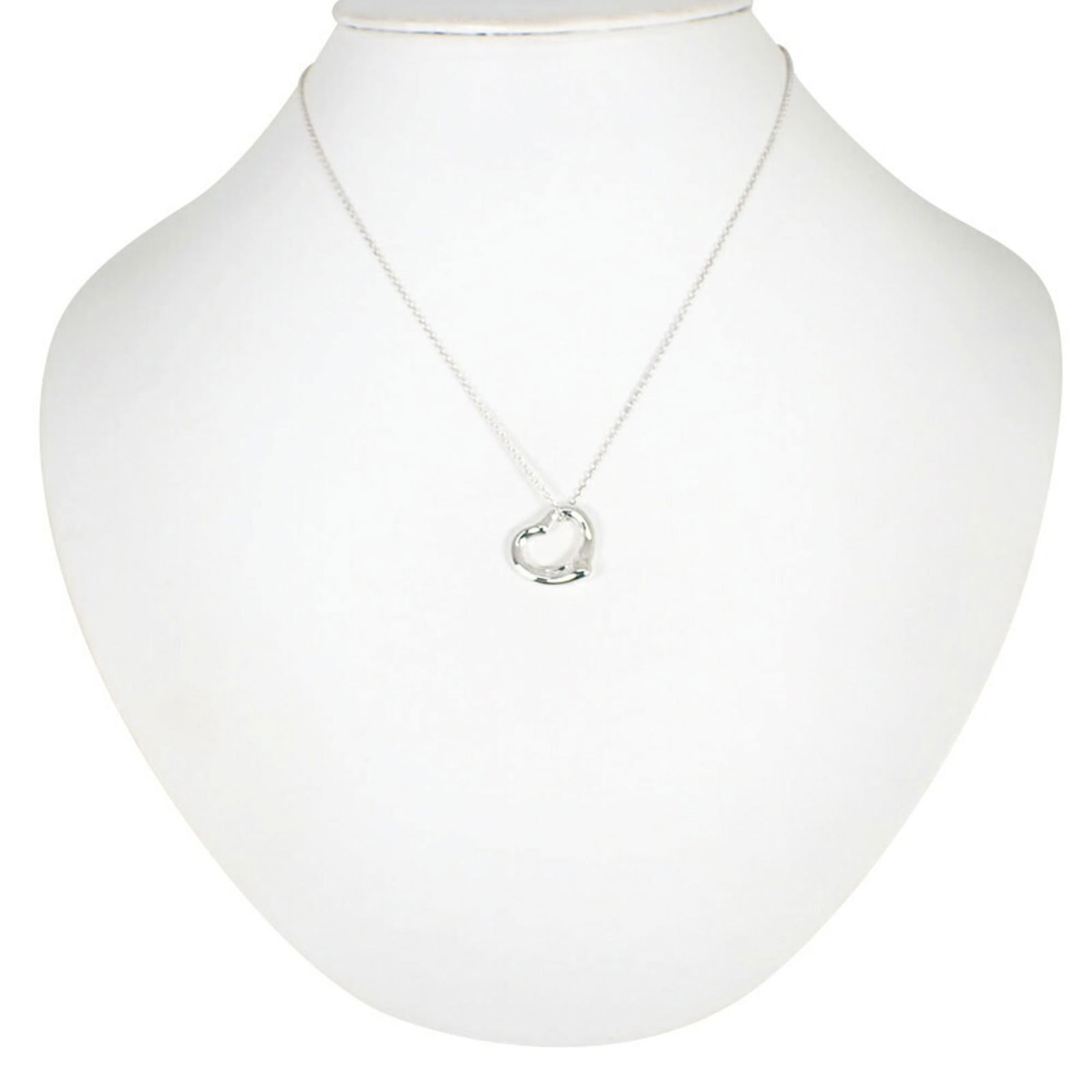 necklace TIFFANY 925 heart pendant: necklace TIFFANY 925 heart pendant This listing features necklace TIFFANY 925 heart pendant. Item specifics are provided below. Item Specifics: Brand: Tiffany Necklace Type: Pendant Necklace Gender:
