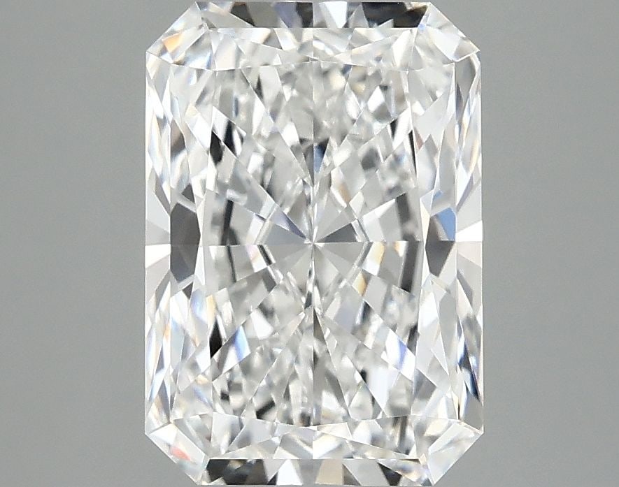 Loose Lab Diamond - IGI Radiant 2.98ct E VVS2: Loose Lab Diamond - IGI Radiant 2.98ct E VVS2 This listing features Loose Lab Diamond - IGI Radiant 2.98ct E VVS2. Item specifics are provided below. Item Specifics: Source: This Is A Real Diamond