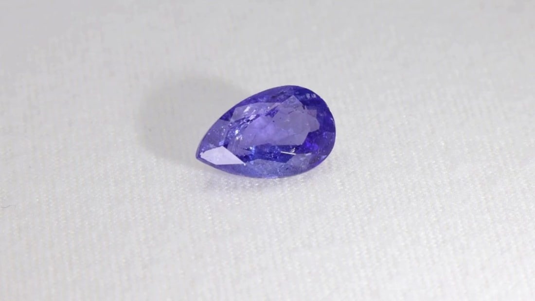 Loose Tanzanite Gemstone - IGI Pear 3.81ct Blue SI: Loose Tanzanite Gemstone - IGI Pear 3.81ct Blue SI This listing features Loose Tanzanite Gemstone - IGI Pear 3.81ct Blue SI. Item specifics are provided below. Item Specifics: Type: Tanzanite Carat: