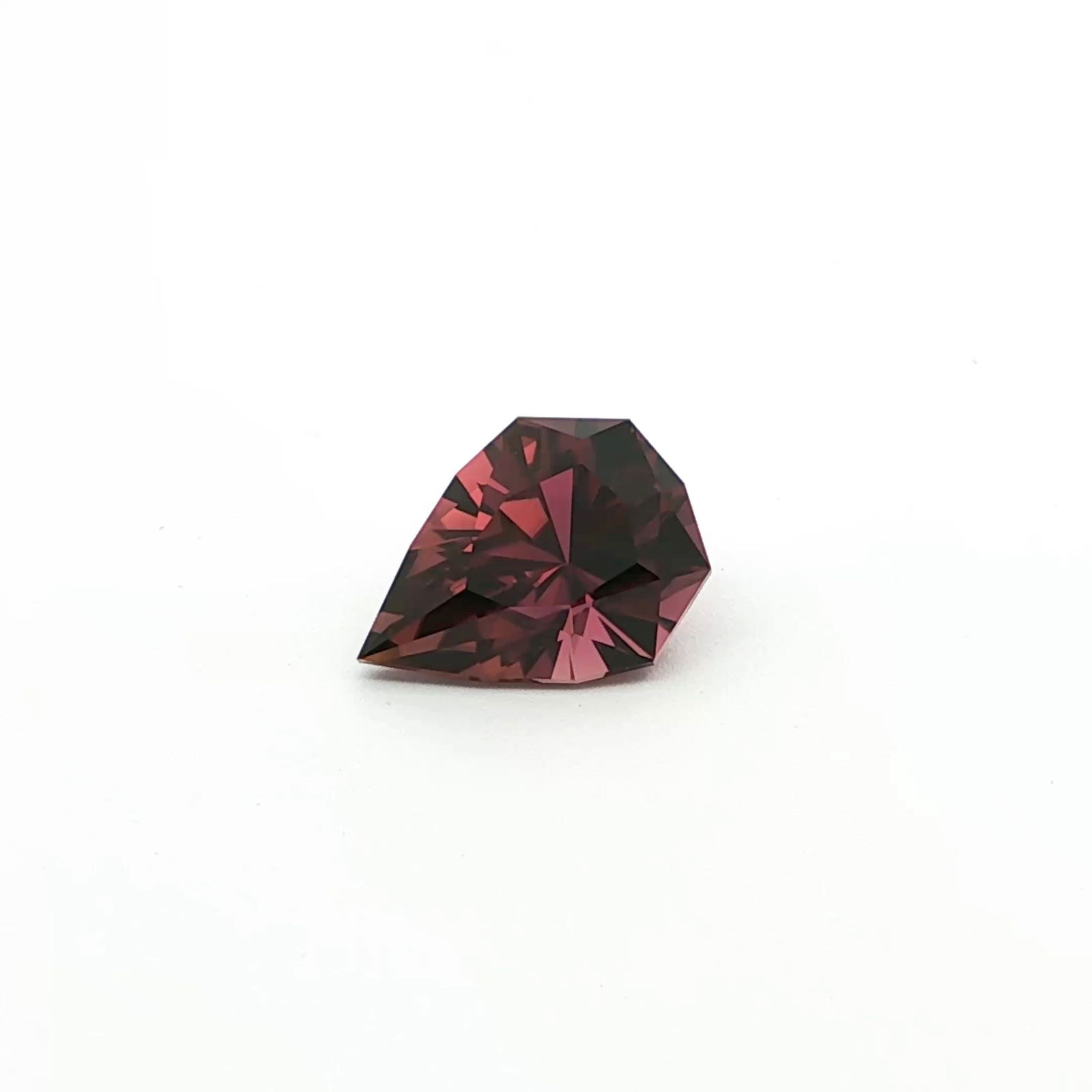 Loose Tourmaline Gemstone - GSI Pear 4.08ct Pink EC: Loose Tourmaline Gemstone - GSI Pear 4.08ct Pink EC This listing features Loose Tourmaline Gemstone - GSI Pear 4.08ct Pink EC. Item specifics are provided below. Item Specifics: Type: Tourmaline