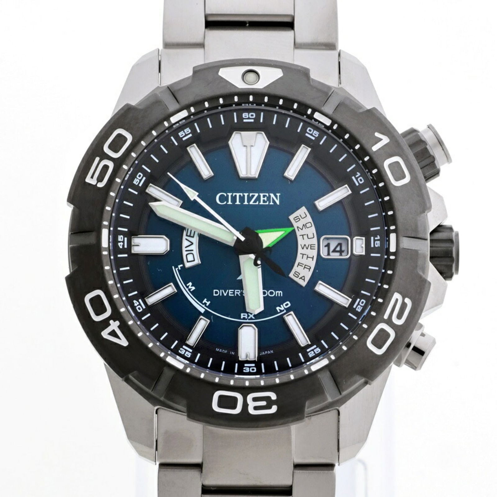 Wristwatch Citizen: Wristwatch Citizen This listing features Wristwatch Citizen. Item specifics are provided below. Item Specifics: Brand: Citizen Type: Wristwatch Gender: Men Material (Case): Titanium Color (Dial): Blue