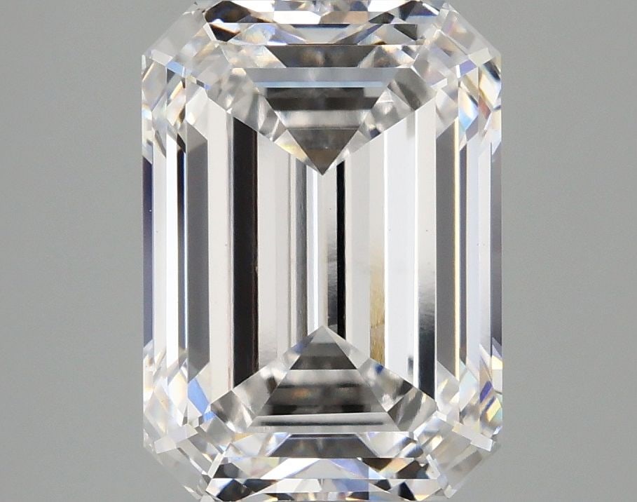 Loose Lab Diamond - IGI Emerald 4.1ct E VS1: Loose Lab Diamond - IGI Emerald 4.1ct E VS1 This listing features Loose Lab Diamond - IGI Emerald 4.1ct E VS1. Item specifics are provided below. Item Specifics: Source: This Is A Real Diamond Grown