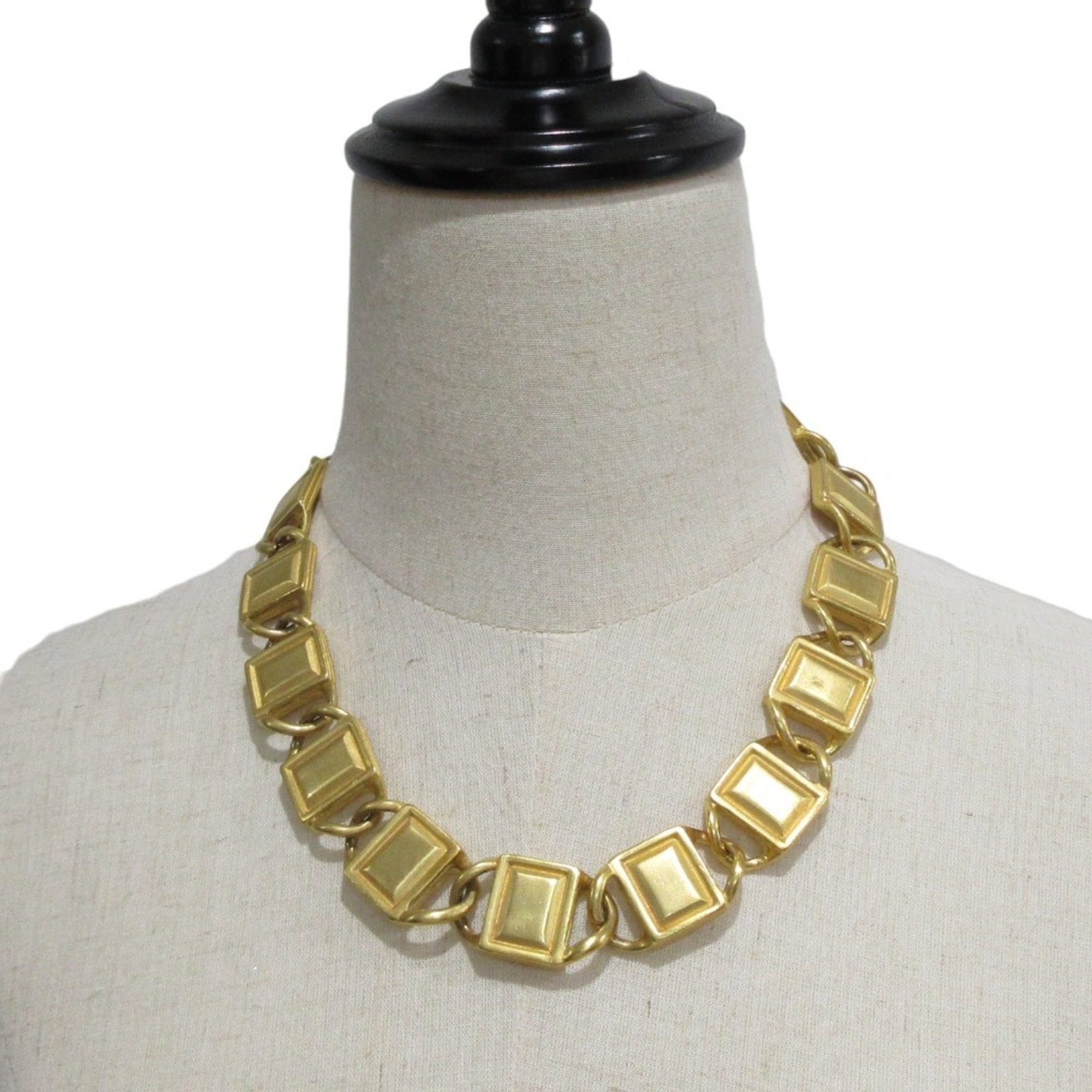 Women's GIVENCHY Vintage Necklace Gold Color (1 of 9)