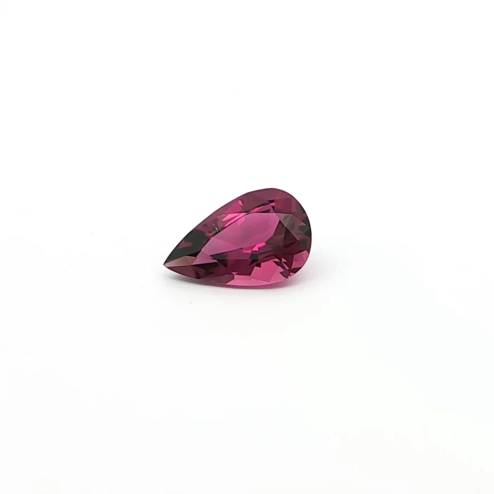 Loose Tourmaline Gemstone - GSI Pear 2.01ct Red SI (1 of 1)