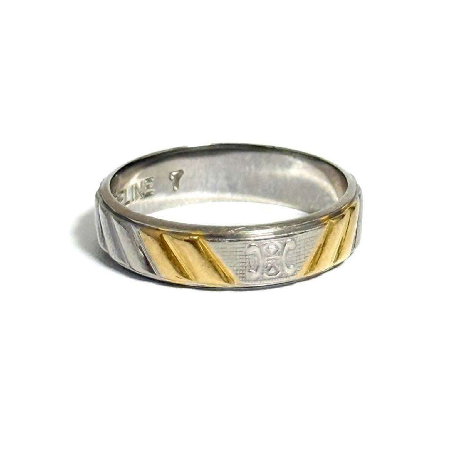 Yellow Gold (18K) - Celine Band Ring Platinum 950: Yellow Gold (18K) - Celine Band Ring Platinum 950 This listing features Yellow Gold (18K) - Celine Band Ring Platinum 950. Item specifics are provided below. Item Specifics: Brand: Celine Type: Band R