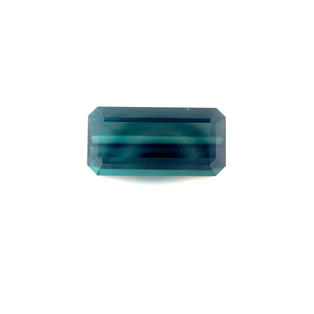 Loose Tourmaline Gemstone - Emerald 4.55ct Blue SI: Loose Tourmaline Gemstone - Emerald 4.55ct Blue SI This listing features Loose Tourmaline Gemstone - Emerald 4.55ct Blue SI. Item specifics are provided below. Item Specifics: Type: Tourmaline Carat: