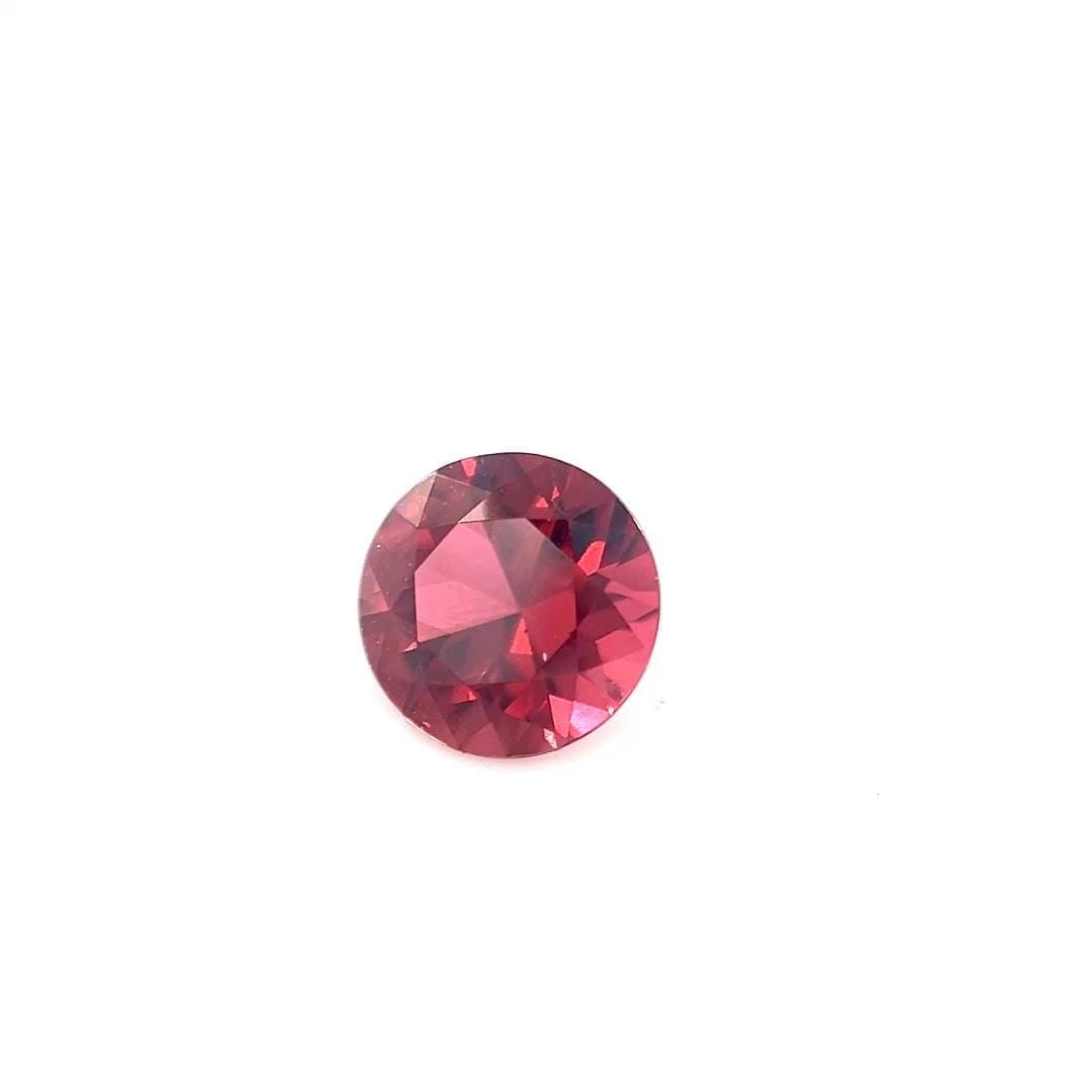 Loose Tourmaline Gemstone - Round 1.0ct Pink SI: Loose Tourmaline Gemstone - Round 1.0ct Pink SI This listing features Loose Tourmaline Gemstone - Round 1.0ct Pink SI. Item specifics are provided below. Item Specifics: Type: Tourmaline Carat: 1.0