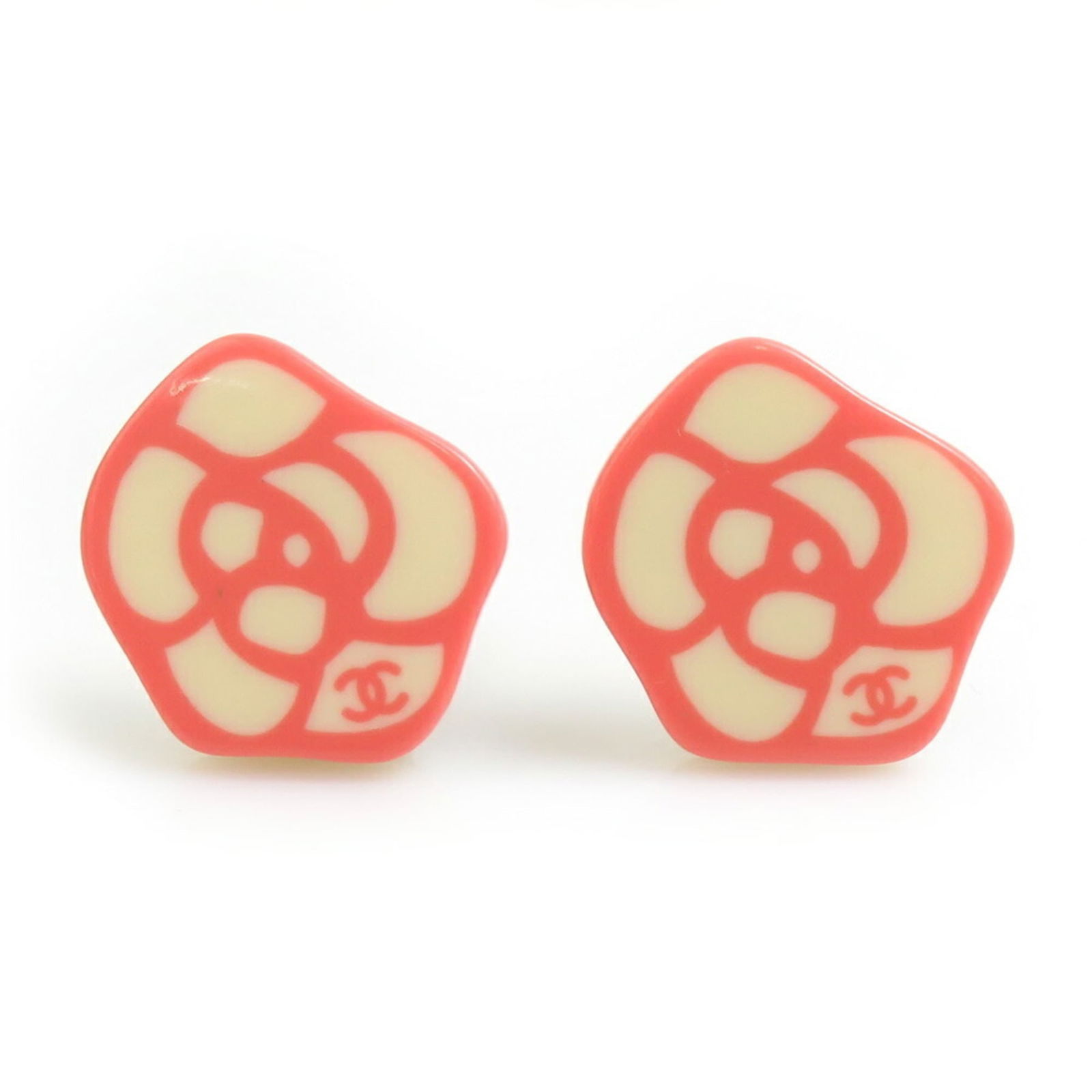 Resin - Chanel Clip Earrings Metal: Resin - Chanel Clip Earrings Metal This listing features Resin - Chanel Clip Earrings Metal. Item specifics are provided below. Item Specifics: Brand: Chanel Type: Clip Earrings Gender: Women