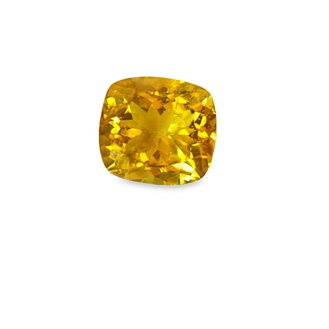 Loose Beryl Gemstone - Cushion 4.12ct Yellow SI: Loose Beryl Gemstone - Cushion 4.12ct Yellow SI This listing features Loose Beryl Gemstone - Cushion 4.12ct Yellow SI. Item specifics are provided below. Item Specifics: Type: Beryl Carat: 4.12 Cut: