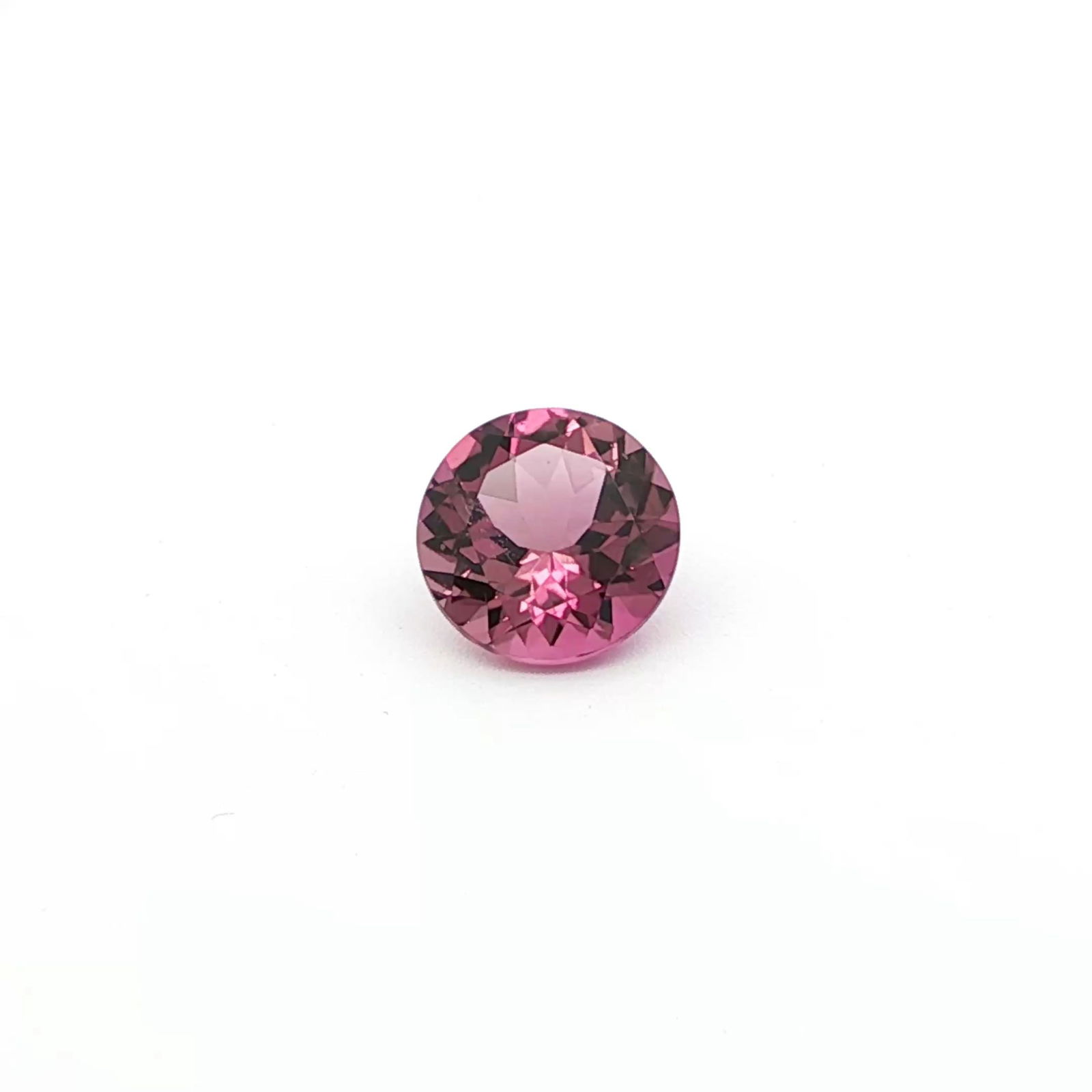 Loose Tourmaline Gemstone - GSI Round 2.25ct Pink EC: Loose Tourmaline Gemstone - GSI Round 2.25ct Pink EC This listing features Loose Tourmaline Gemstone - GSI Round 2.25ct Pink EC. Item specifics are provided below. Item Specifics: Type: Tourmaline