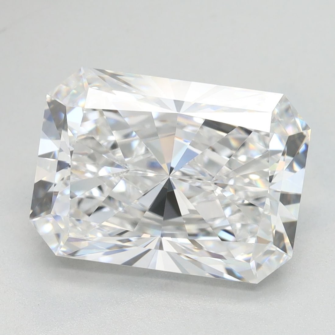 Loose Lab Diamond - GIA Radiant 4.08ct D IF: Loose Lab Diamond - GIA Radiant 4.08ct D IF This listing features Loose Lab Diamond - GIA Radiant 4.08ct D IF. Item specifics are provided below. Item Specifics: Source: This Is A Real Diamond Grown