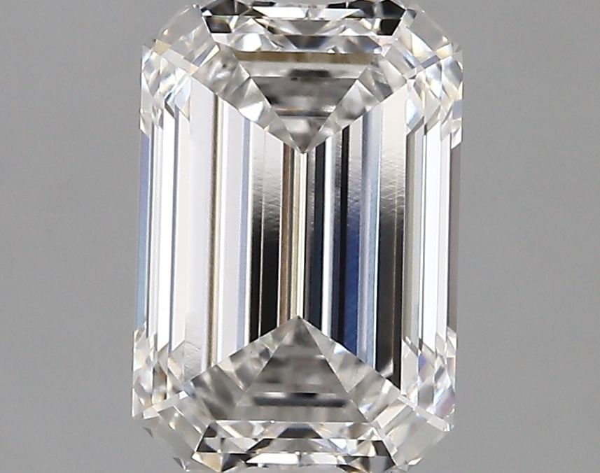 Loose Lab Diamond - IGI Emerald 2.76ct E VVS2: Loose Lab Diamond - IGI Emerald 2.76ct E VVS2 This listing features Loose Lab Diamond - IGI Emerald 2.76ct E VVS2. Item specifics are provided below. Item Specifics: Source: This Is A Real Diamond