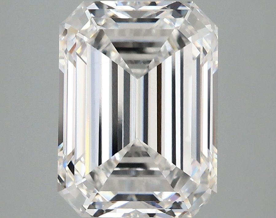 Loose Lab Diamond - IGI Emerald 4.1ct E VS1: Loose Lab Diamond - IGI Emerald 4.1ct E VS1 This listing features Loose Lab Diamond - IGI Emerald 4.1ct E VS1. Item specifics are provided below. Item Specifics: Source: This Is A Real Diamond Grown