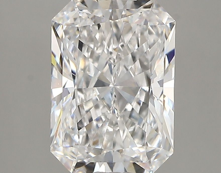 Loose Lab Diamond - IGI Radiant 2.78ct D VVS2: Loose Lab Diamond - IGI Radiant 2.78ct D VVS2 This listing features Loose Lab Diamond - IGI Radiant 2.78ct D VVS2. Item specifics are provided below. Item Specifics: Source: This Is A Real Diamond