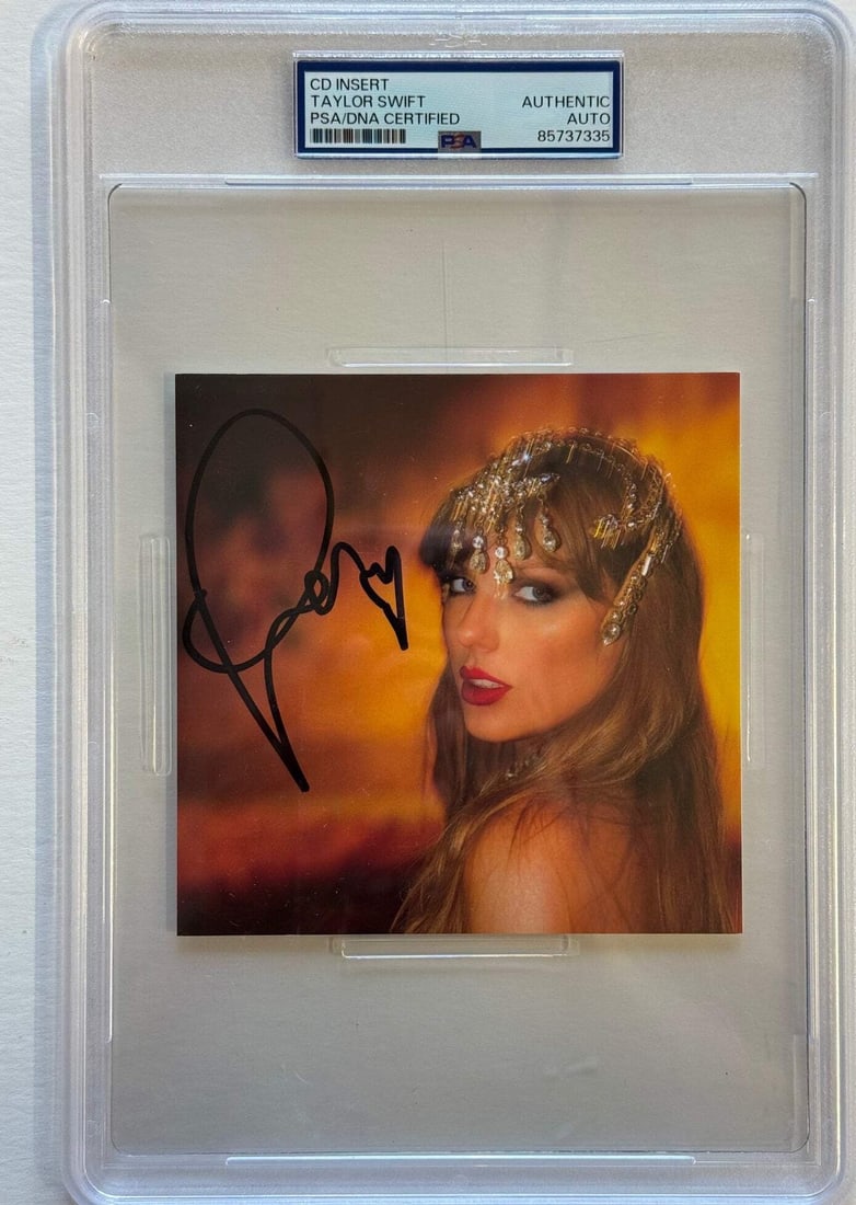 AUTHENTIC) Taylor Swift Autographed CD Insert (PSA AUTO (1 of 2)