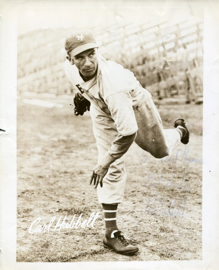 Photo Carl Hubbell Autographed 8x10 (1 of 2)
