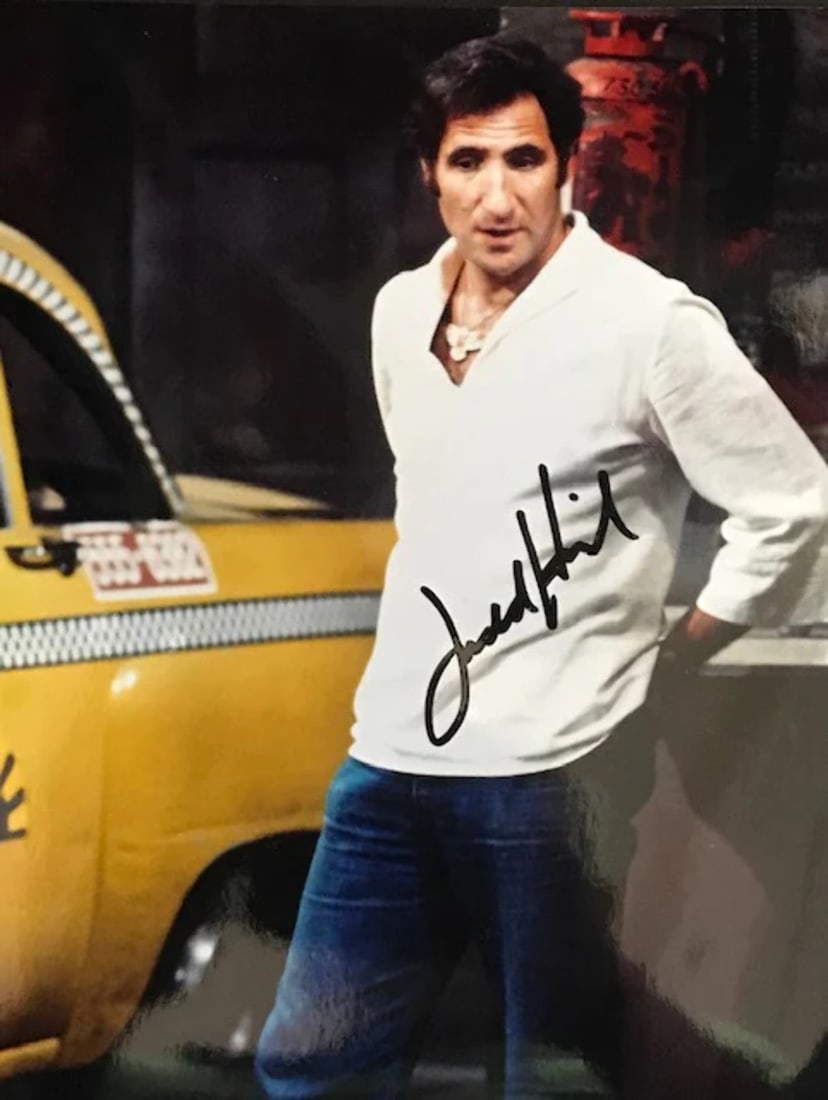 Photo Judd Hirsch Autographed 8x10 Celebrity (1 of 1)