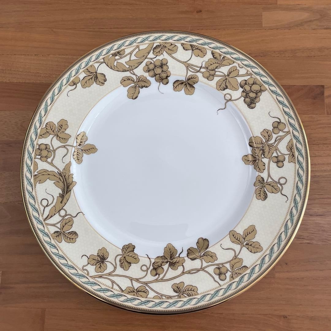 Tableware Wedgwood Golden Bird Large 27cm Dinner Plate Bone China England (1 of 8)