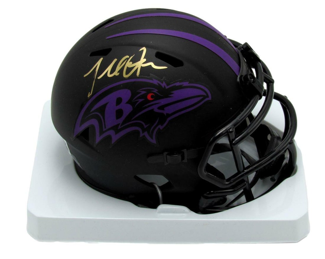 Beckett Terrell Suggs Autographed Mini Ravens Eclipse Football Helmet: Beckett Terrell Suggs Autographed Mini Ravens Eclipse Football Helmet This listing features Beckett Terrell Suggs Autographed Mini Ravens Eclipse Football Helmet. Item specifics are provided below. 