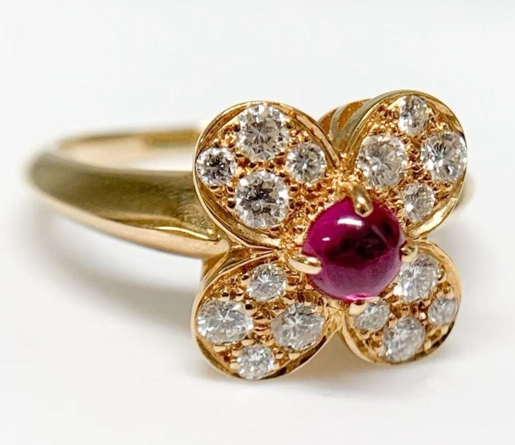 Ring Vintage Van Cleef & Arpels Trefle Ruby Diamond 18k Yellow Gold Flower (1 of 9)