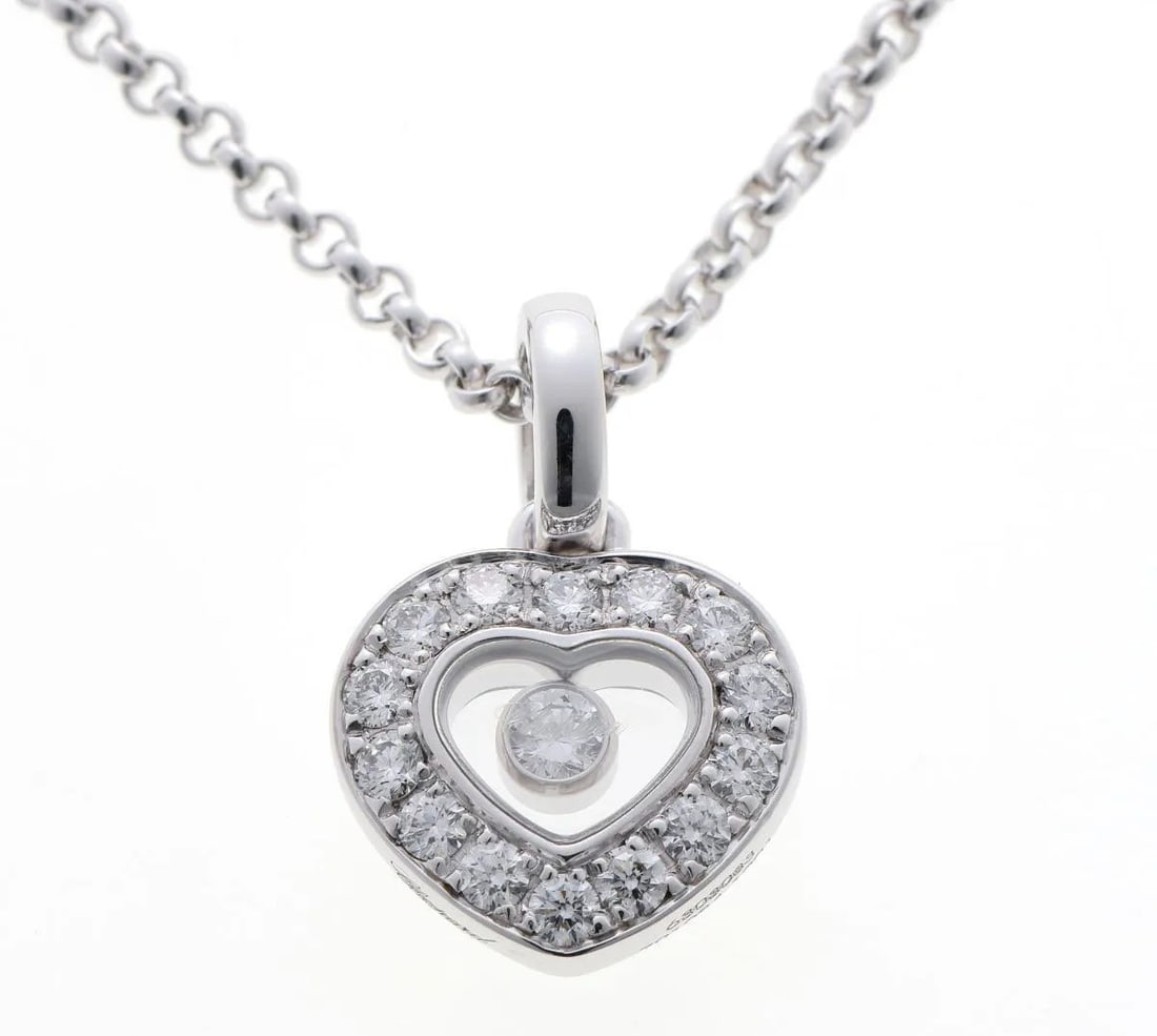 Pendant Chopard Happy Diamonds Heart Moving Pave 18k White Gold Chain Necklace: Pendant Chopard Happy Diamonds Heart Moving Pave 18k White Gold Chain Necklace This listing features Pendant Chopard Happy Diamonds Heart Moving Pave 18k White Gold Chain Necklace. Item specifics are