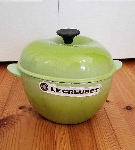 Kitchenware Series - Le Creuset Apple Cocotte - Enameled Cast Iron Pots (1 of 3)