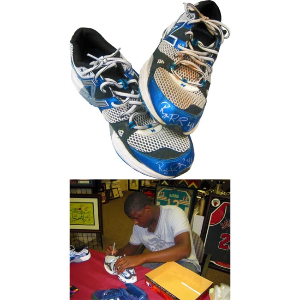 Shoes Rubby De La Rosa Autographed Game Used Turf (1 of 2)