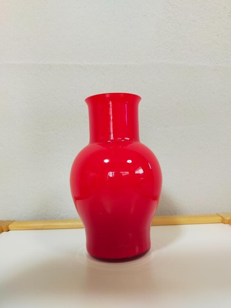 Collectible Carlo Moretti Vase Red Murano Glass Venice Hand Blown Decorative: Collectible Carlo Moretti Vase Red Murano Glass Venice Hand Blown Decorative This listing features Collectible Carlo Moretti Vase Red Murano Glass Venice Hand Blown Decorative. Item specifics are prov