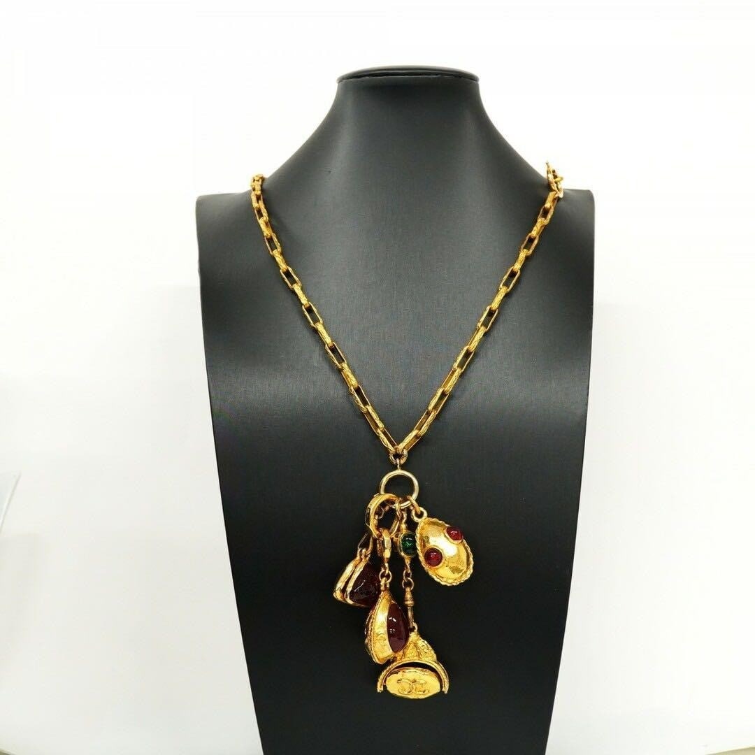 Rare Vintage CHANEL Multicolored Gripoix Gold Plated Chain Long Necklace in (1 of 20)