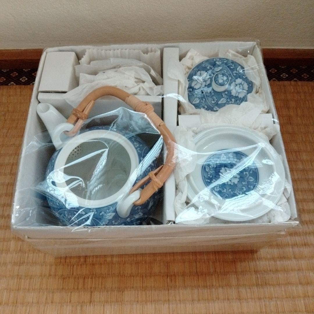 Lids Tachikichi Thick Arabesque Tea Set Dark Karakusa Teapot and Teacups with (1 of 18)