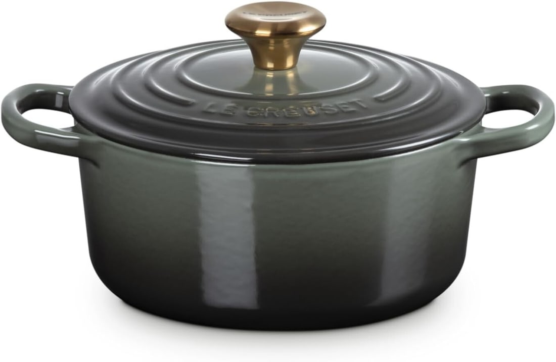 Pot Le Creuset Thyme Signature Cocotte Rondo 18cm Green Gold knob Cast Iron: Pot Le Creuset Thyme Signature Cocotte Rondo 18cm Green Gold knob Cast Iron This listing features Pot Le Creuset Thyme Signature Cocotte Rondo 18cm Green Gold knob Cast Iron. Item specifics are provid