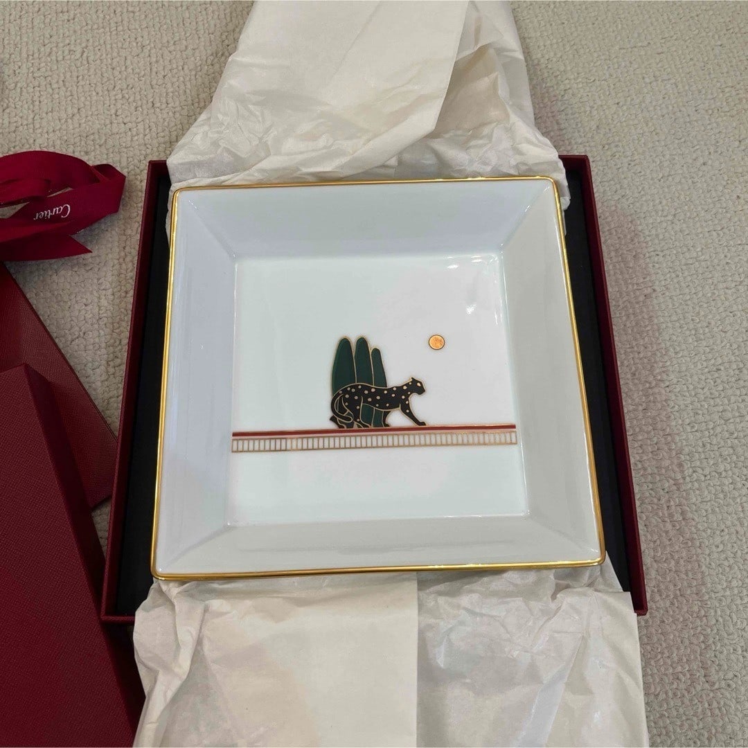 Collectible Cartier Panthere Plate Accessory Tray Square Home Decor With Box: Collectible Cartier Panthere Plate Accessory Tray Square Home Decor With Box This listing features Collectible Cartier Panthere Plate Accessory Tray Square Home Decor With Box. Item specifics are