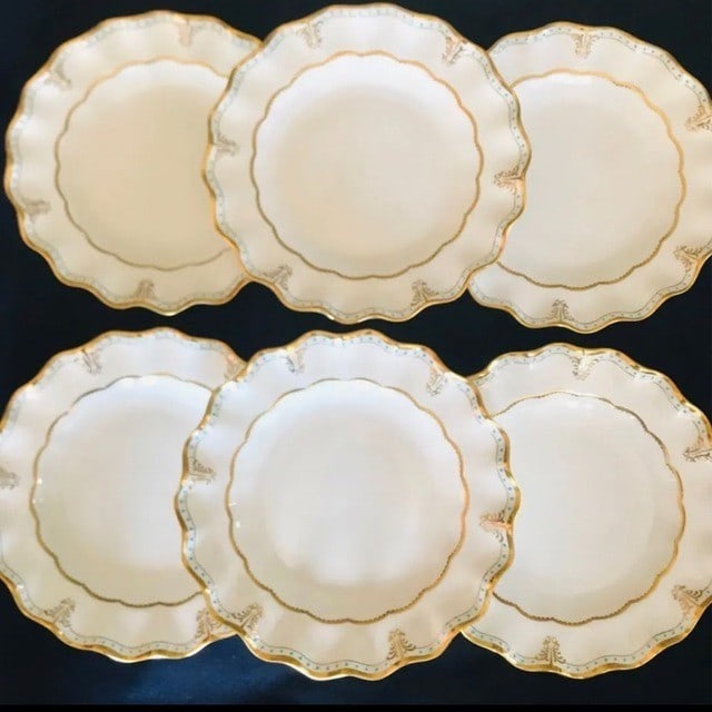 China Royal Crown Derby Lombardy 10 1/ 4 Inch Dinner Plate Set of 6 Fine Bone (1 of 6)