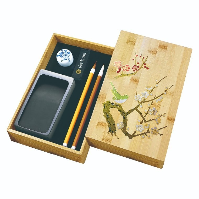 supplies Kuretake Suzuribako Calligraphy Set Plum & Warbler JAPAN Calligraphy: supplies Kuretake Suzuribako Calligraphy Set Plum & Warbler JAPAN Calligraphy This listing features supplies Kuretake Suzuribako Calligraphy Set Plum & Warbler JAPAN Calligraphy. Item specifics are