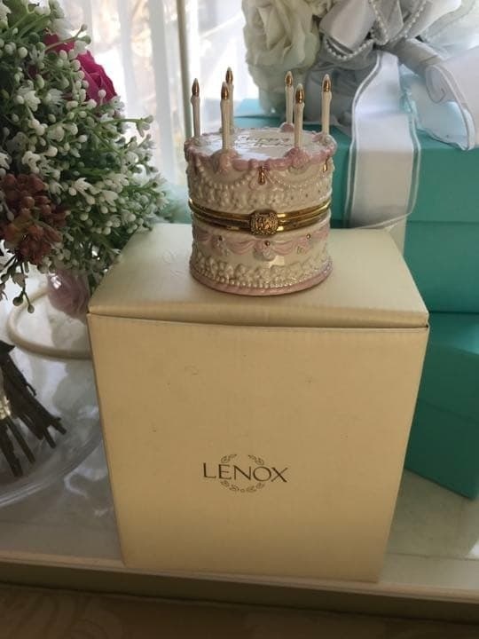 Collectible Lenox Happy Birthday Treasure Box Porcelain Trinket Figurine Gift - 6