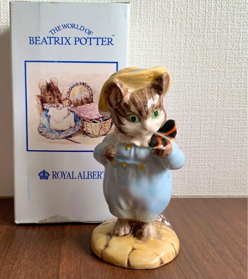 Vintage Beatrix Potter Tom Kitten and Butterfly Figurine Beswick Royal Albert (1 of 10)