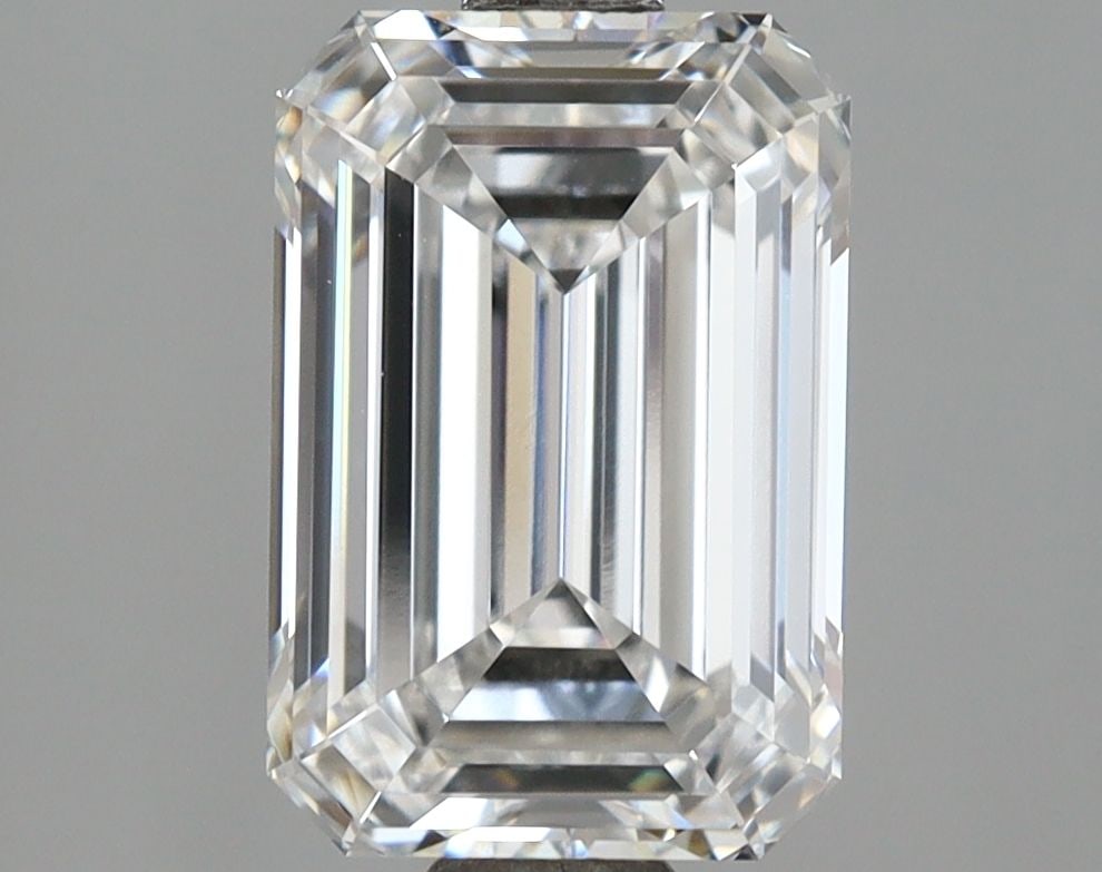 Loose Lab Diamond - IGI Emerald 2.57ct D IF: Loose Lab Diamond - IGI Emerald 2.57ct D IF This listing features Loose Lab Diamond - IGI Emerald 2.57ct D IF. Item specifics are provided below. Item Specifics: Source: This Is A Real Diamond Grown