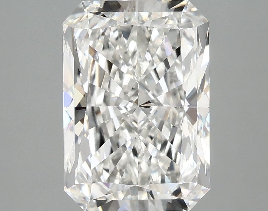 Loose Lab Diamond - IGI Radiant 2.95ct E VVS2: Loose Lab Diamond - IGI Radiant 2.95ct E VVS2 This listing features Loose Lab Diamond - IGI Radiant 2.95ct E VVS2. Item specifics are provided below. Item Specifics: Source: This Is A Real Diamond Gro
