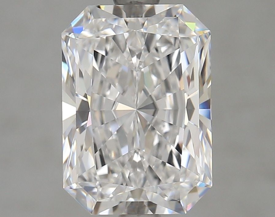 Loose Lab Diamond - IGI Radiant 3.01ct D IF: Loose Lab Diamond - IGI Radiant 3.01ct D IF This listing features Loose Lab Diamond - IGI Radiant 3.01ct D IF. Item specifics are provided below. Item Specifics: Source: This Is A Real Diamond Grown