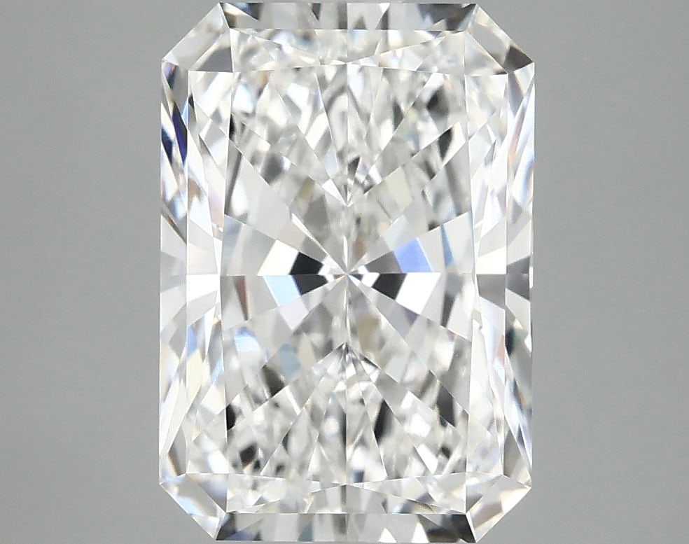 Loose Lab Diamond - IGI Radiant 4.08ct E VVS2 (1 of 1)