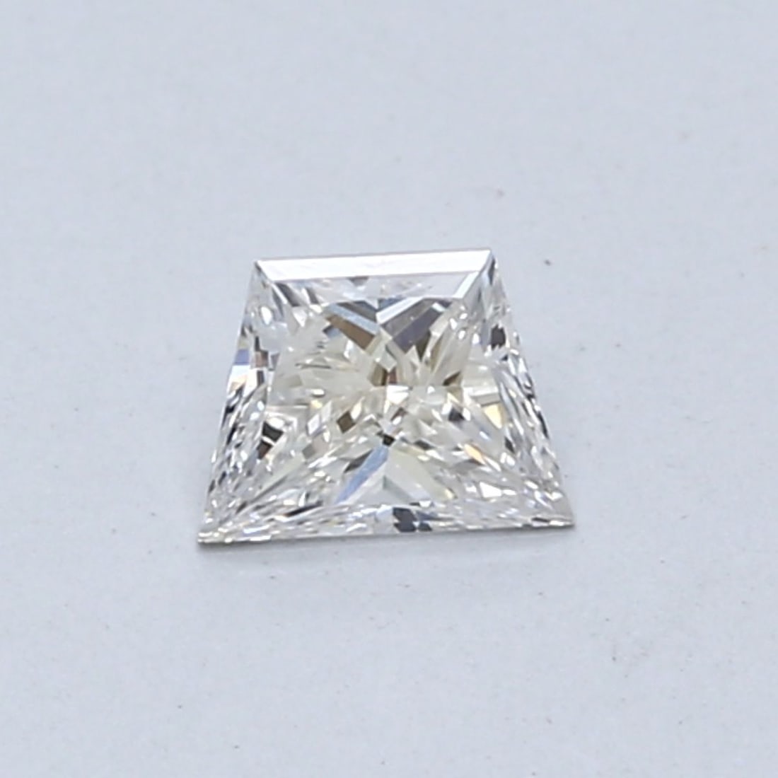 Loose Lab Diamond - Trapezoid 0.35ct G VVS2: Loose Lab Diamond - Trapezoid 0.35ct G VVS2 This listing features Loose Lab Diamond - Trapezoid 0.35ct G VVS2. Item specifics are provided below. Item Specifics: Source: This Is A Real Diamond Grown I