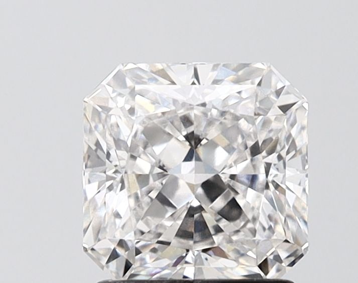 Loose Lab Diamond - IGI Square Radiant 1.6ct E VVS2: Loose Lab Diamond - IGI Square Radiant 1.6ct E VVS2 This listing features Loose Lab Diamond - IGI Square Radiant 1.6ct E VVS2. Item specifics are provided below. Item Specifics: Source: This Is A Real