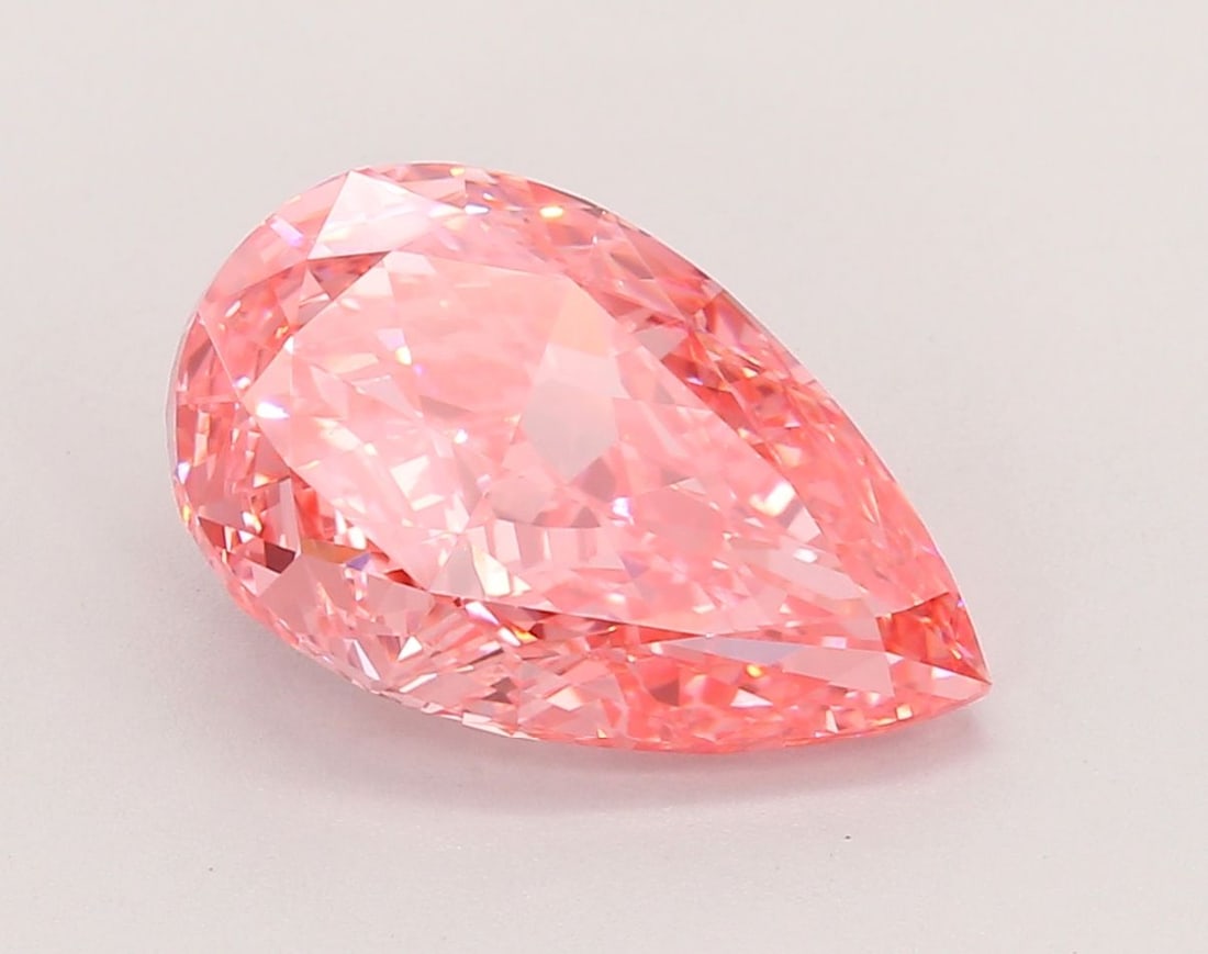 Loose Lab Diamond - IGI Pear 4.54ct Fancy Vivid Pink VVS2: Loose Lab Diamond - IGI Pear 4.54ct Fancy Vivid Pink VVS2 This listing features Loose Lab Diamond - IGI Pear 4.54ct Fancy Vivid Pink VVS2. Item specifics are provided below. Item Specifics: Source: