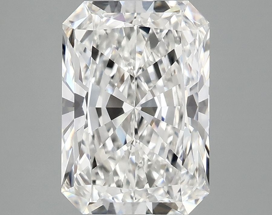 Loose Lab Diamond - IGI Radiant 3.1ct F VVS2: Loose Lab Diamond - IGI Radiant 3.1ct F VVS2 This listing features Loose Lab Diamond - IGI Radiant 3.1ct F VVS2. Item specifics are provided below. Item Specifics: Source: This Is A Real Diamond