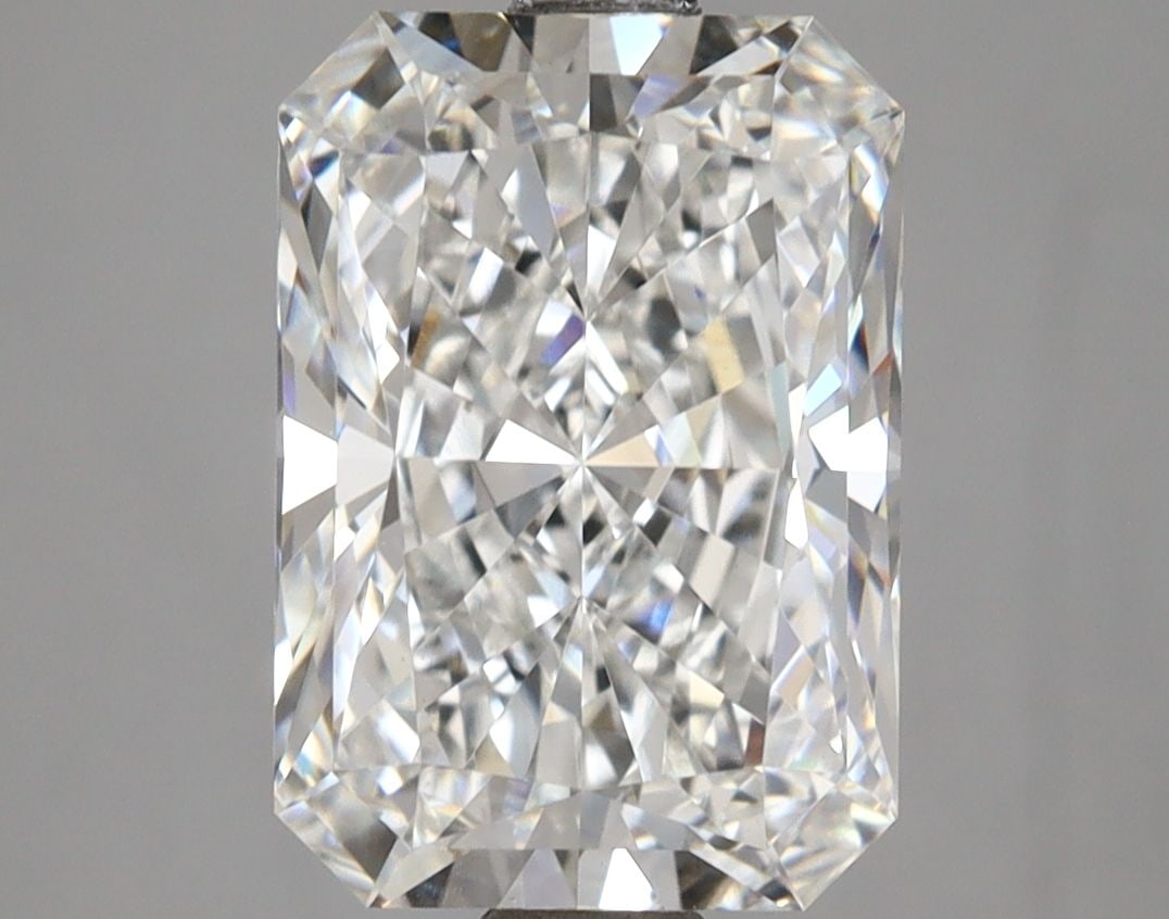 Loose Lab Diamond - IGI Radiant 3.07ct E VVS2 (1 of 1)
