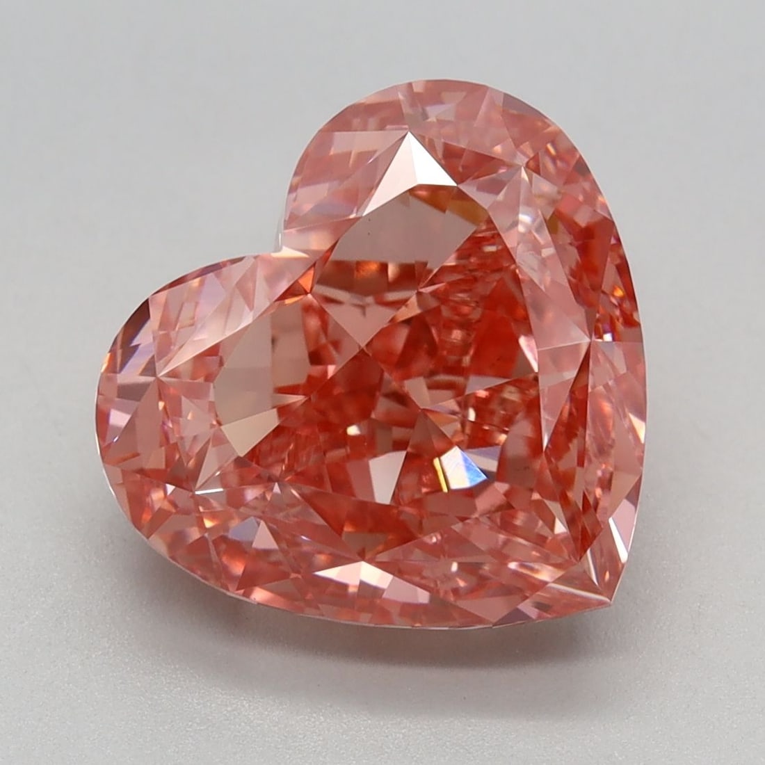 Loose Lab Diamond - IGI Heart 4.19ct Fancy Vivid Pink VVS2: Loose Lab Diamond - IGI Heart 4.19ct Fancy Vivid Pink VVS2 This listing features Loose Lab Diamond - IGI Heart 4.19ct Fancy Vivid Pink VVS2. Item specifics are provided below. Item Specifics: