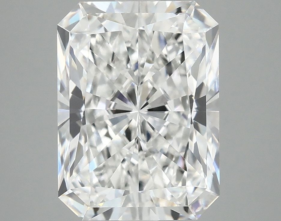 Loose Lab Diamond - IGI Radiant 4.02ct E VVS2: Loose Lab Diamond - IGI Radiant 4.02ct E VVS2 This listing features Loose Lab Diamond - IGI Radiant 4.02ct E VVS2. Item specifics are provided below. Item Specifics: Source: This Is A Real Diamond