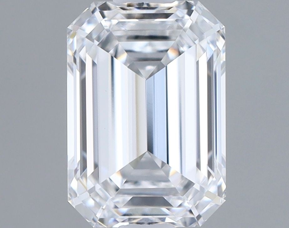 Loose Lab Diamond - IGI Emerald 1.04ct D VVS2: Loose Lab Diamond - IGI Emerald 1.04ct D VVS2 This listing features Loose Lab Diamond - IGI Emerald 1.04ct D VVS2. Item specifics are provided below. Item Specifics: Source: This Is A Real Diamond Gro