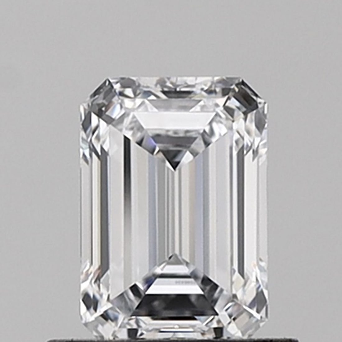 Loose Lab Diamond - IGI Emerald 0.85ct E VVS1: Loose Lab Diamond - IGI Emerald 0.85ct E VVS1 This listing features Loose Lab Diamond - IGI Emerald 0.85ct E VVS1. Item specifics are provided below. Item Specifics: Source: This Is A Real Diamond Gro