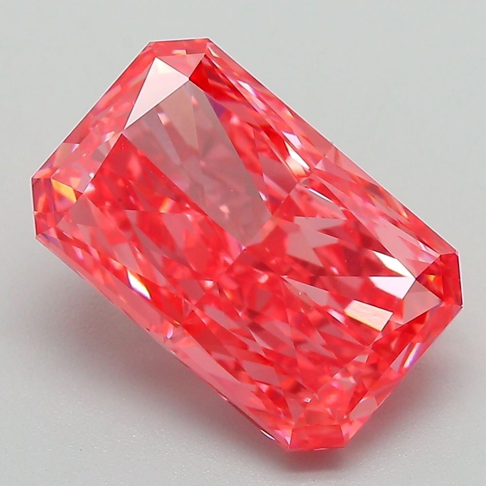 Loose Lab Diamond - IGI Radiant 4.68ct Fancy Vivid Pink VVS2: Loose Lab Diamond - IGI Radiant 4.68ct Fancy Vivid Pink VVS2 This listing features Loose Lab Diamond - IGI Radiant 4.68ct Fancy Vivid Pink VVS2. Item specifics are provided below. Item Specifics: Sour